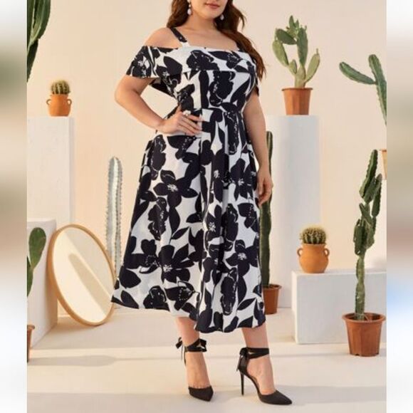 SHEIN Midi Dress - Picture 1 of 15